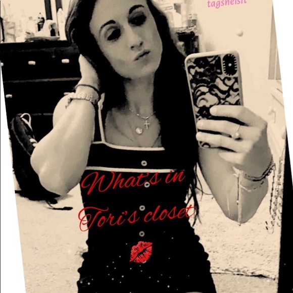 Meet your Posh Ambassador , Tori - Picture 13 of 15